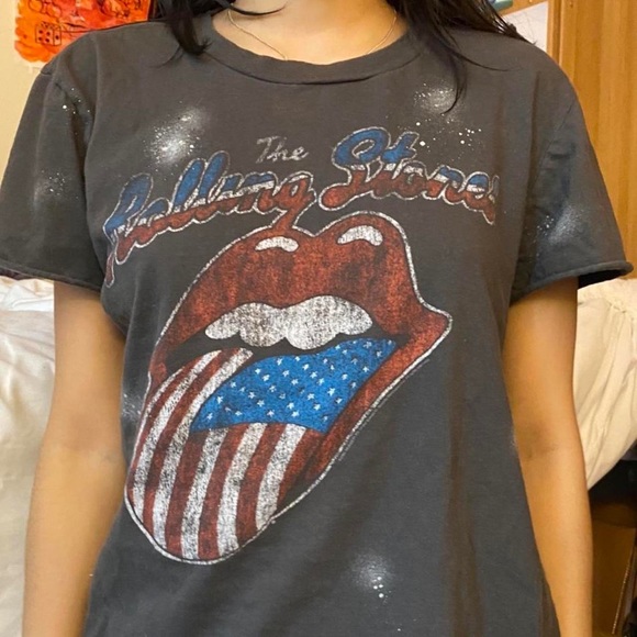 ROLLING STONES T SHIRT 👅 - Picture 1 of 3